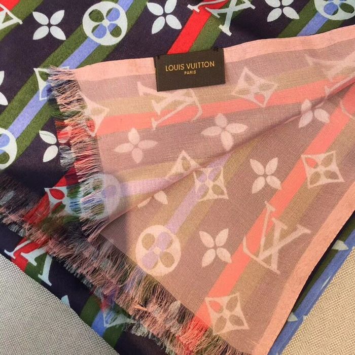 Louis Vuitton Scarf LVS00050